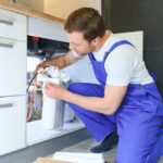 Plumber,Installs,Or,Change,Water,Filter.,Replacement,Aqua,Filter.,Repairman